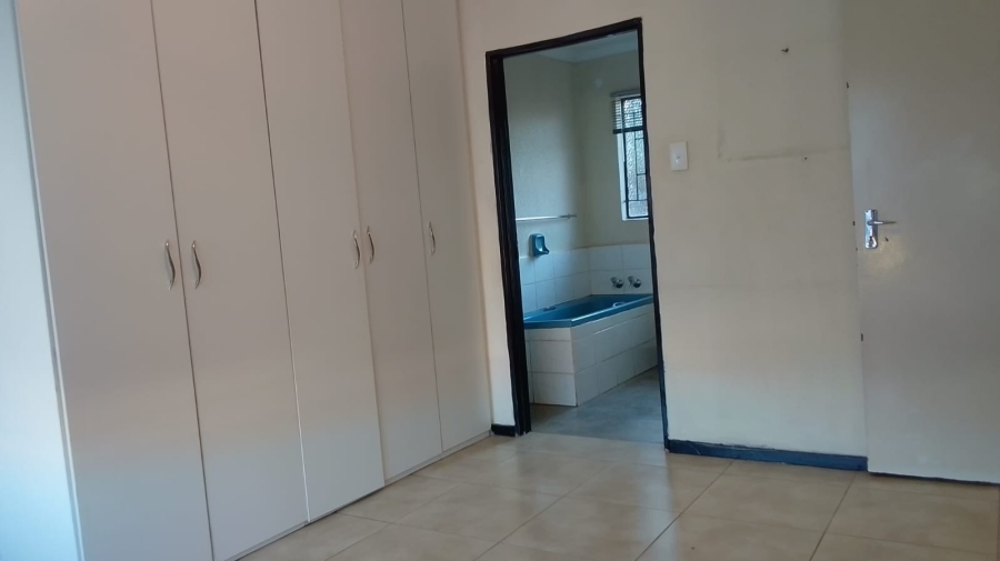 To Let 2 Bedroom Property for Rent in Tlhabane West North West